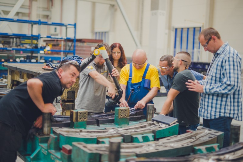 Ponad 800 nowych miejsc pracy