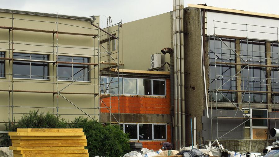 "Tygiel" i MOSiR pięknieją w oczach