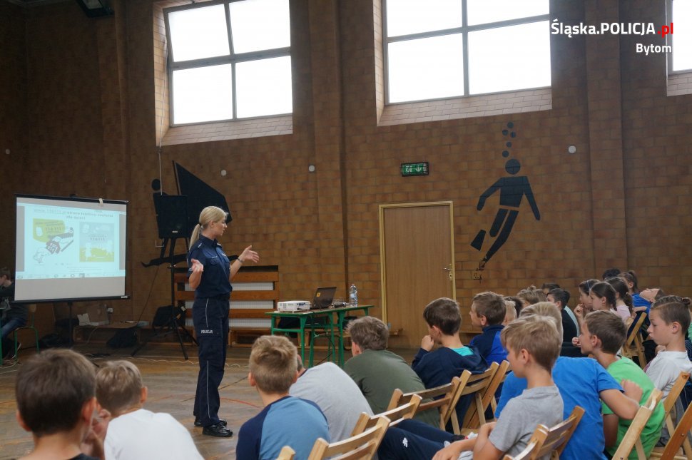 Z młodzieżą o handlu ludźmi