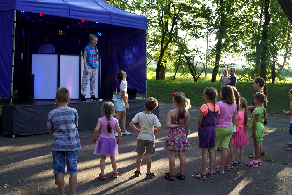 Święto mam i dzieciaków w mokierskim parku