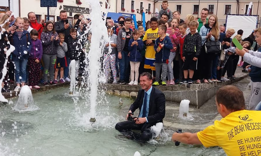 Jubileusz 10-lecia MOSiR: Burmistrz został nurkiem!