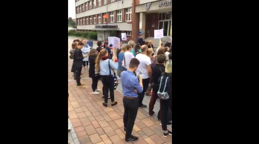 Protest akademicki trwa