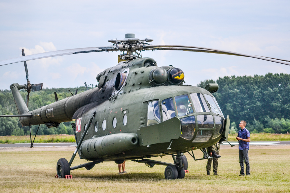 Łogień! Fajera! Samoloty i wojsko na Muchowcu! 32
