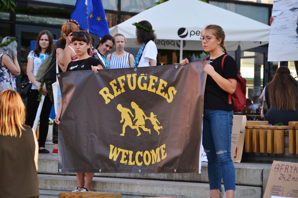 Uchodźcom trzeba pomóc! Pikieta na rynku