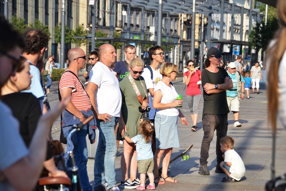Uchodźcom trzeba pomóc! Pikieta na rynku