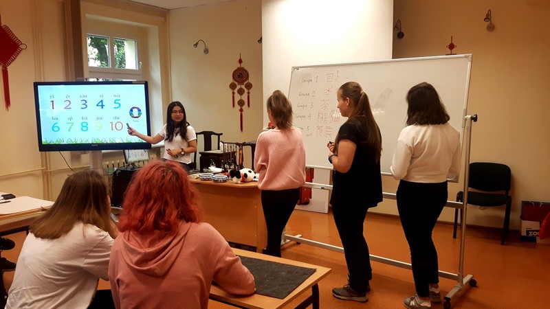 Uczniowie I LO na warsztatach w Opolu