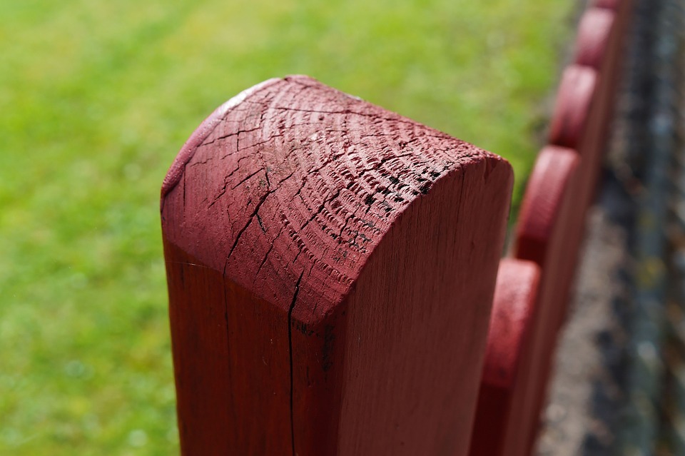 Ogrodzenia PCV - zapewnij sobie spokój