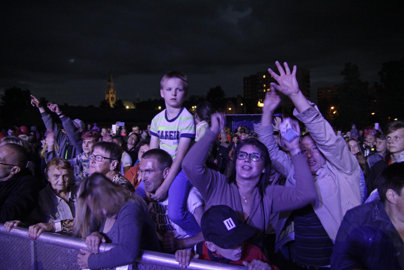 Tańczące fontanny przywitały lato w Chorzowie