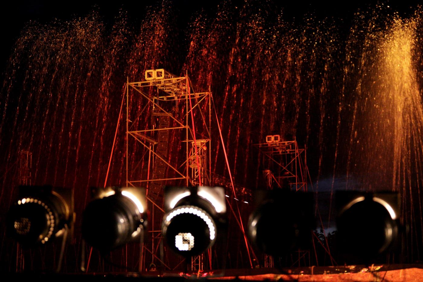 Tańczące fontanny przywitały lato w Chorzowie