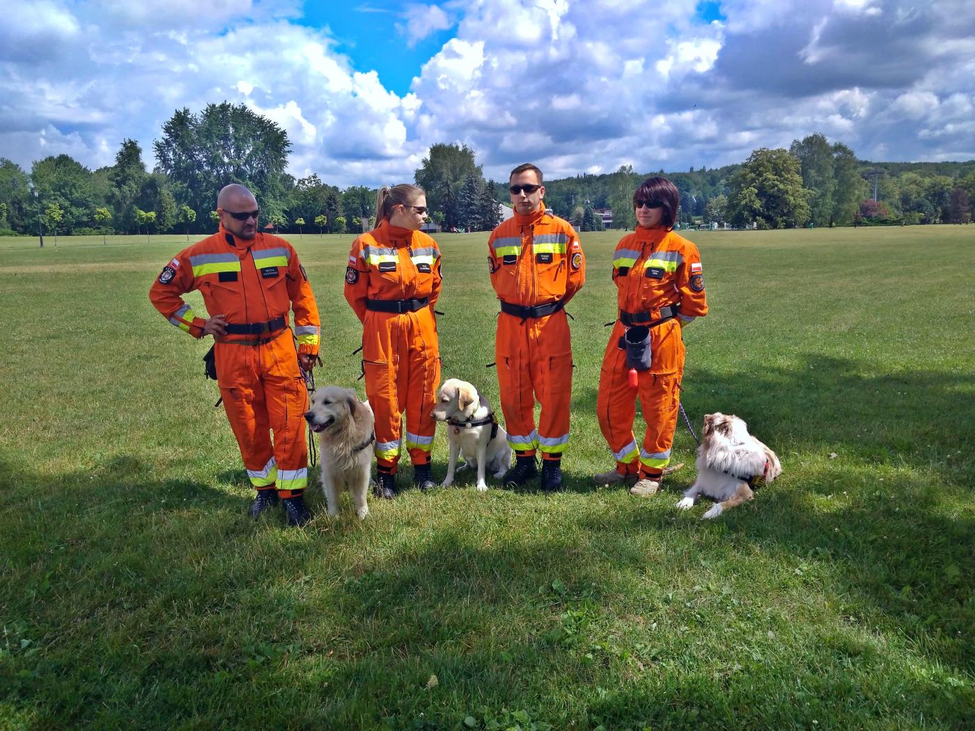 Jak odnaleźć zaginionego? Konferencja w parku