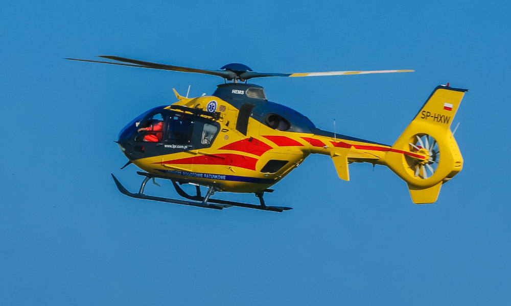 Dwulatek wypadł z okna. Dziecko trafiło do szpitala