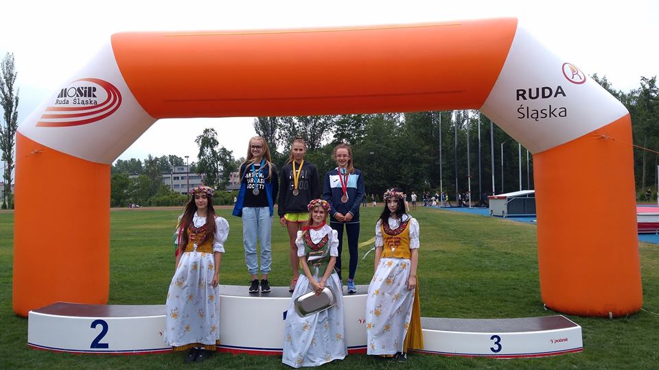 Zawodnicy Czwórki Żory z medalami!