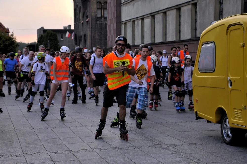 Nightskating - czyli na rolkach przez miasto