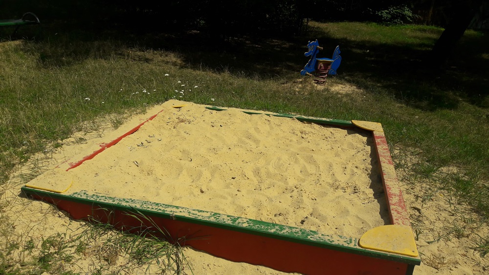 Mieszkańcy interweniują w sprawie placu zabaw