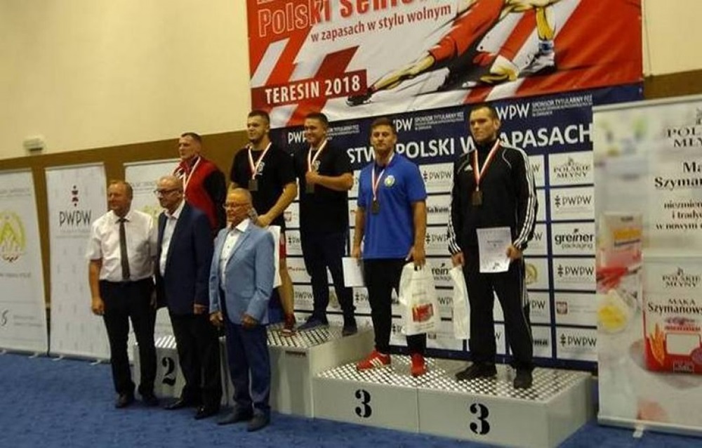 Zapaśnik Pogoni z brązem