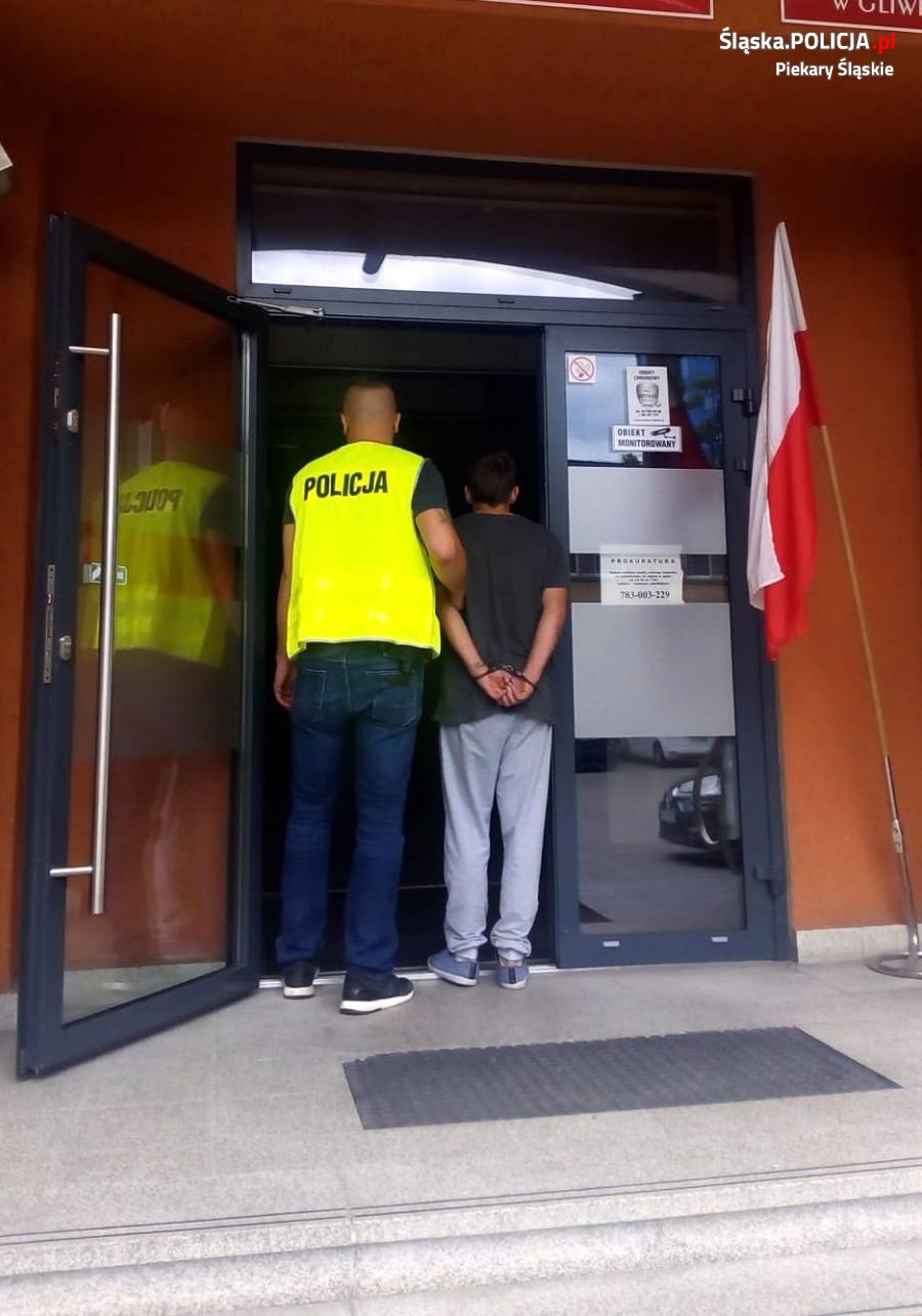 Poszukiwany ENA zatrzymany przez piekarskich policjantów