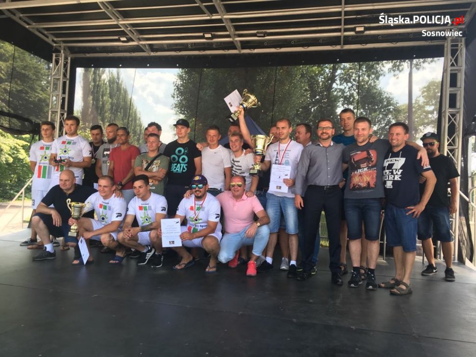 Udany festyn z okazji święta policji