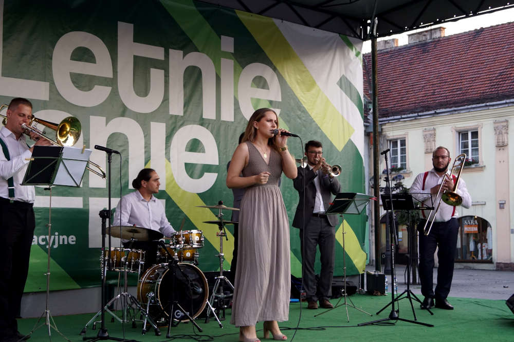 [FOTO] Brass na mikołowskim rynku