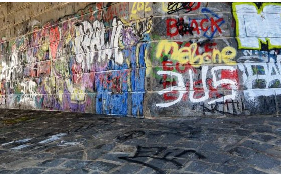 Nadam drugie życie ścianie!