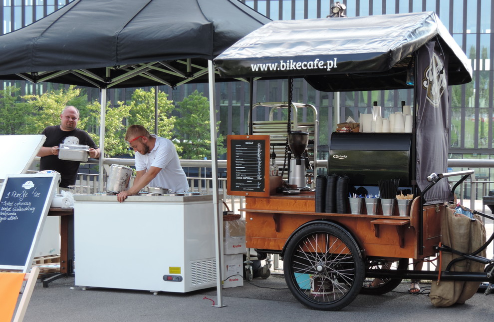 Dobre jedzenie i muzyka, czyli Gastro Fajer pod Spodkiem