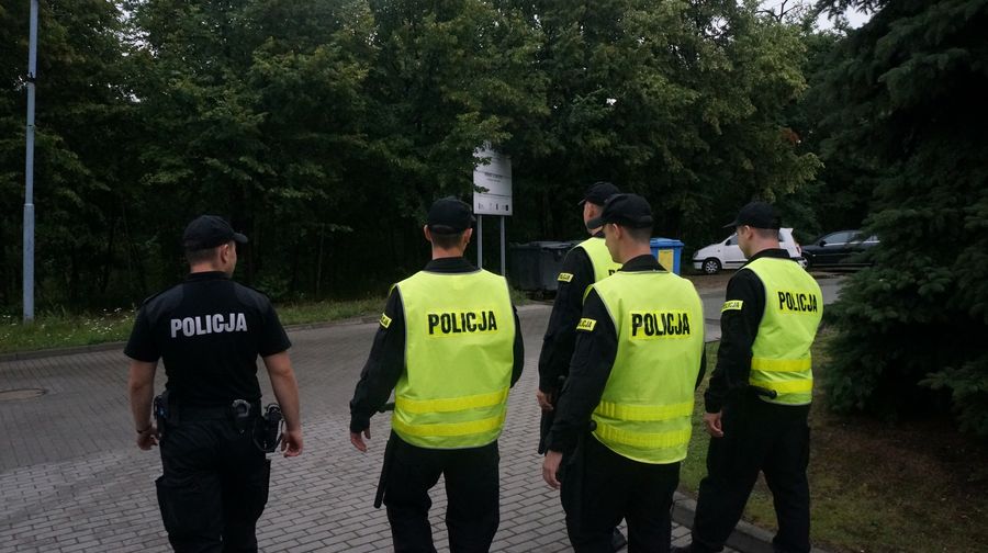 W drodze po policyjne doświadczenie