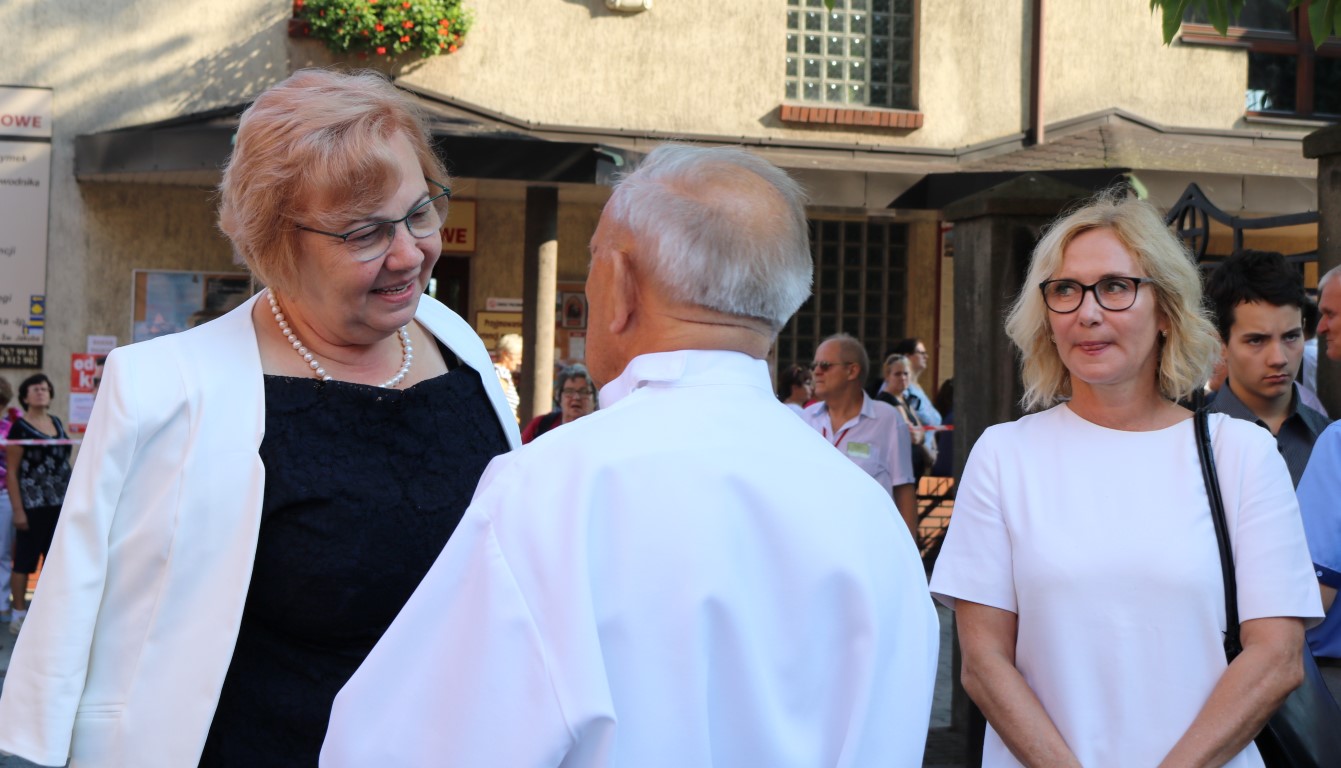 Pielgrzymka Stanowa Kobiet i Dziewcząt do Piekar Śląskich