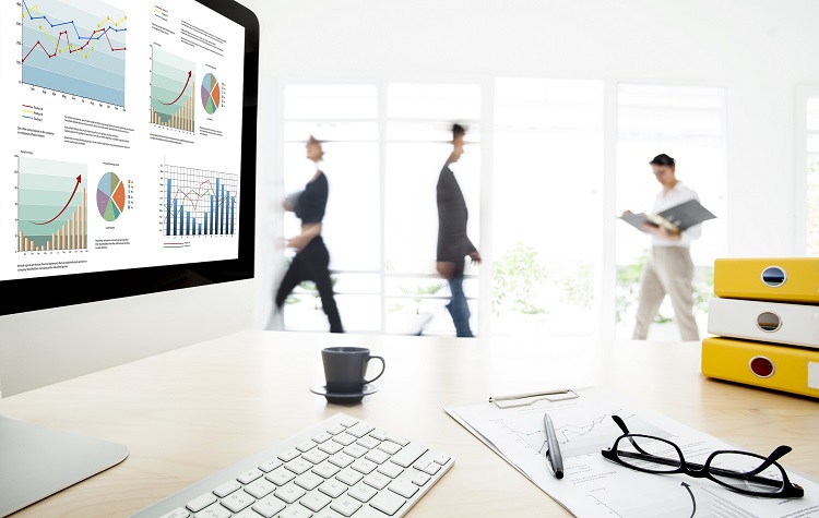 Jak znaleźć pracę przez Internet