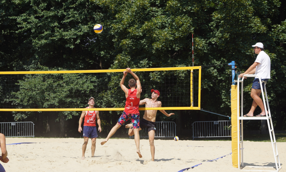 [FOTO] Siatkarzom pogoda niestraszna