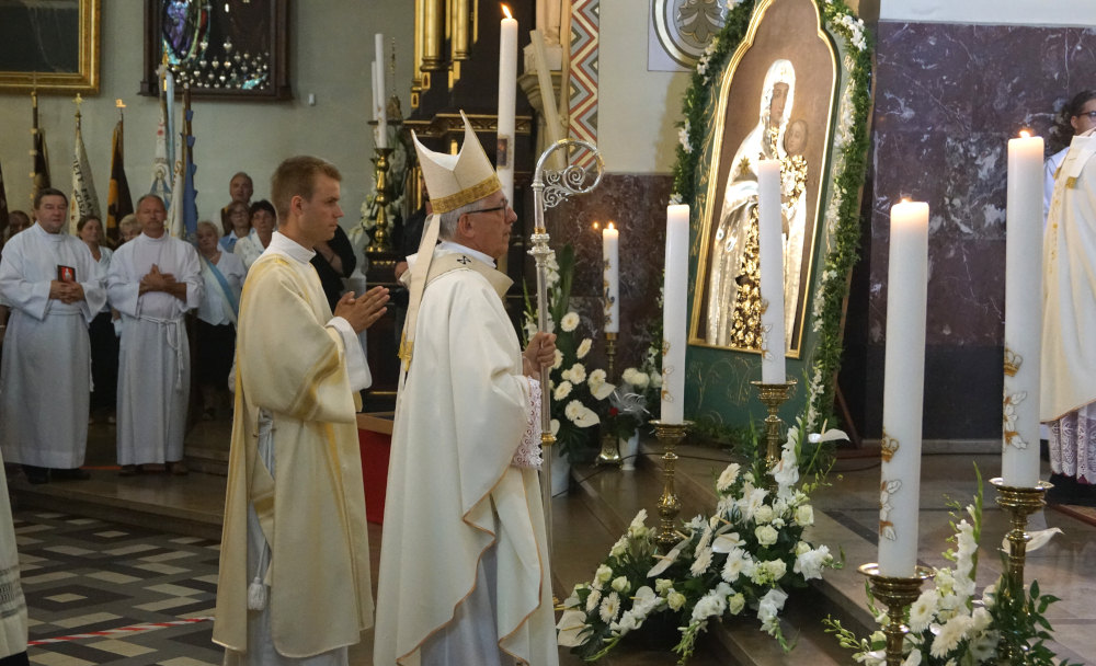 [FOTO] Matka Boska Mikołowska już po koronacji