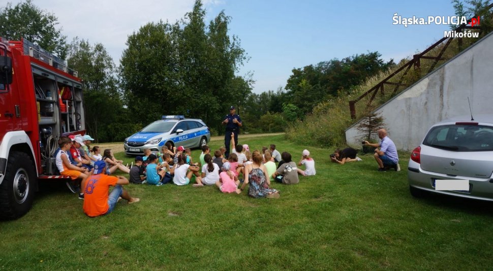 Mundurowi o bezpieczeństwie z najmłodszymi