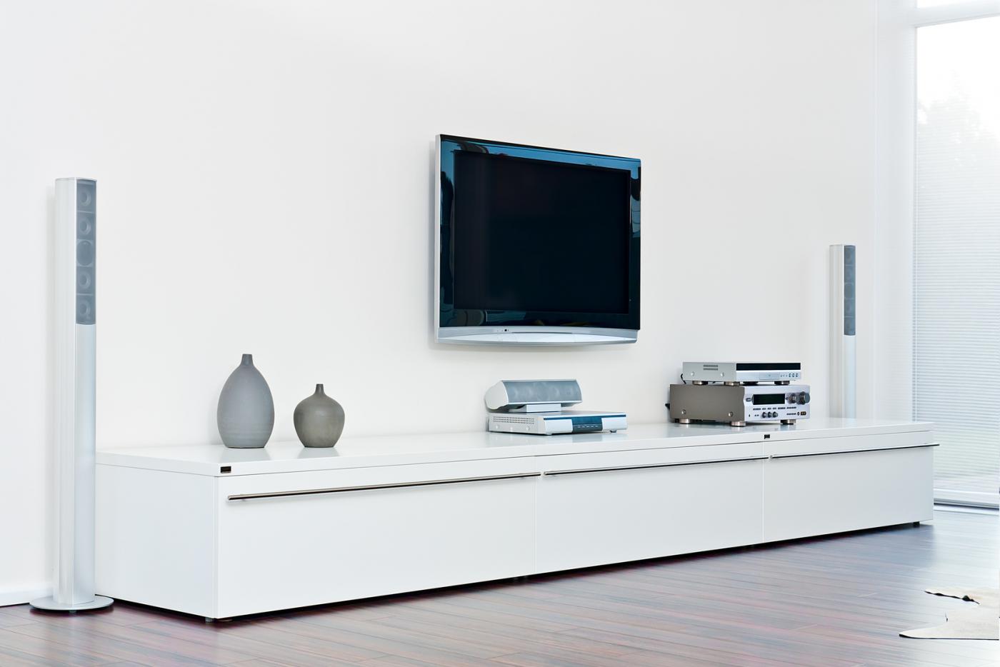 Dlaczego warto zakupić soundbar?