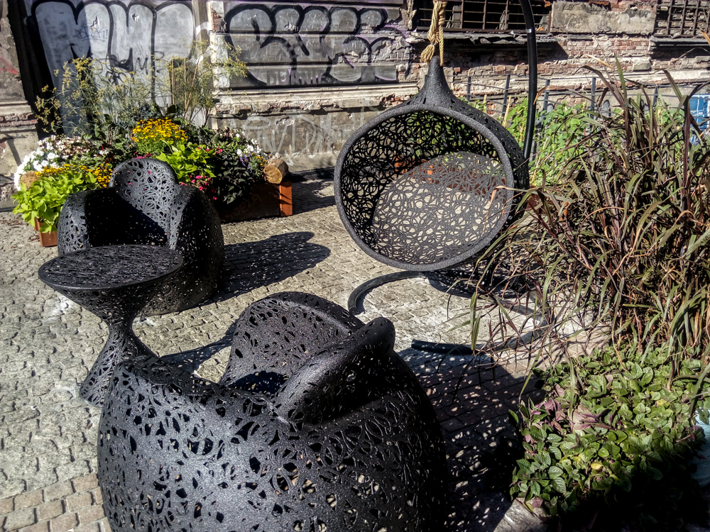 Zwykłe chamstwo... zniszczyli ogródek na rynku