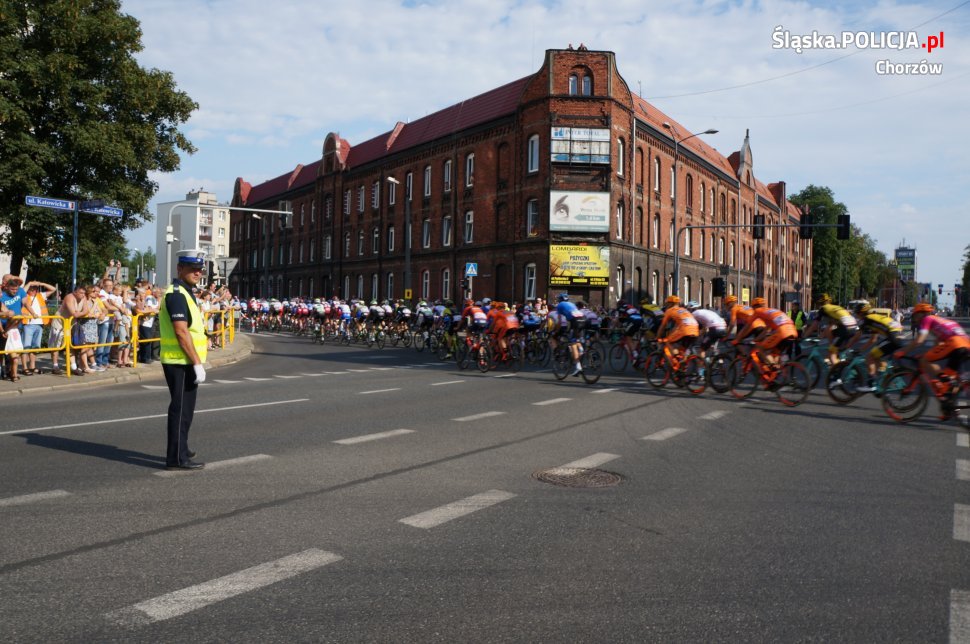 Policjanci zabezpieczali "Tour de Pologne"