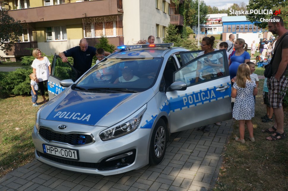 "Kręci mnie bezpieczeństwo... w wakacje"