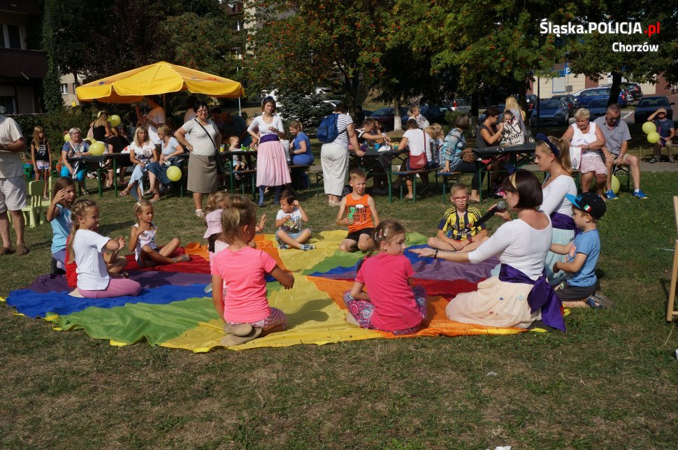 "Kręci mnie bezpieczeństwo... w wakacje"