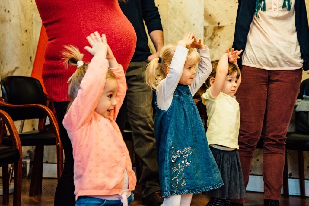 Seniorzy i maluchy rozpoczynają przygodę!