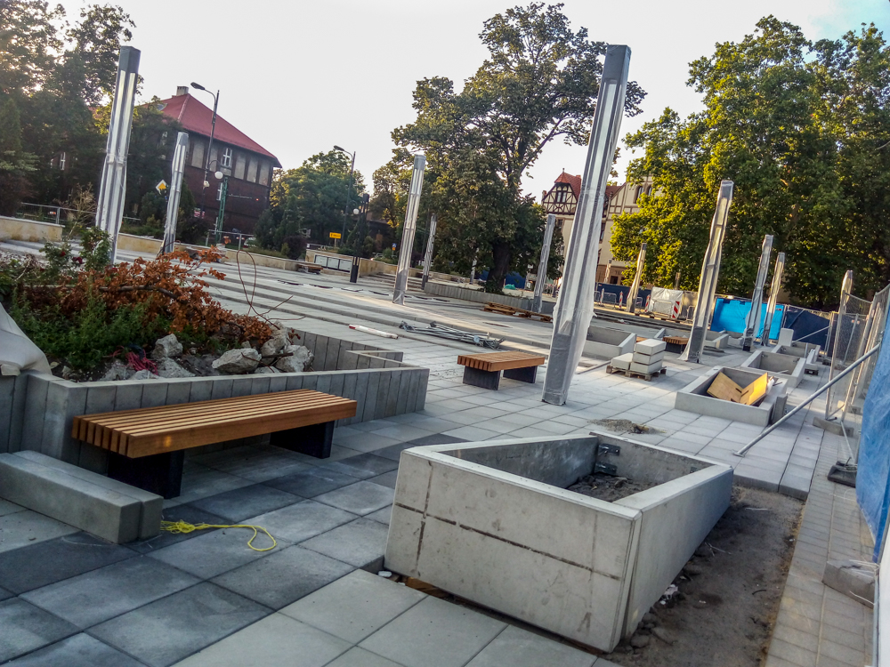 Plac Teatralny w nowej odsłonie