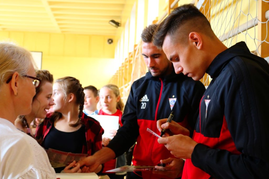 Piłkarze Górnika Zabrze spotkali się z uczniami