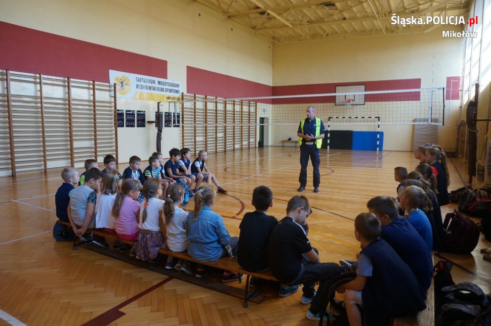 O bezpieczeństwie podczas drogi do szkoły
