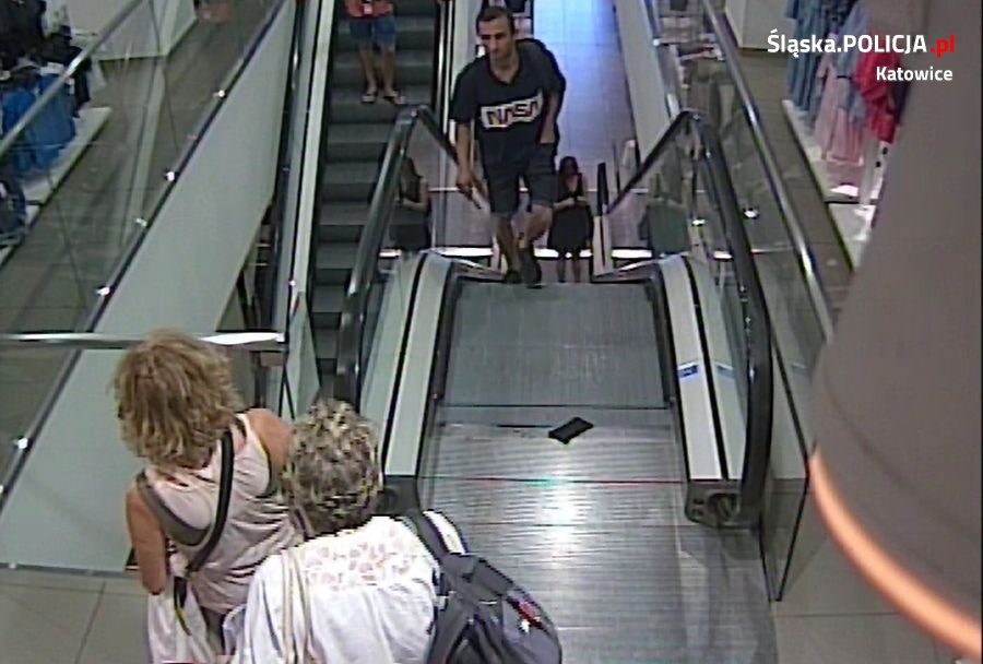 Amator "darmowych" kurtek