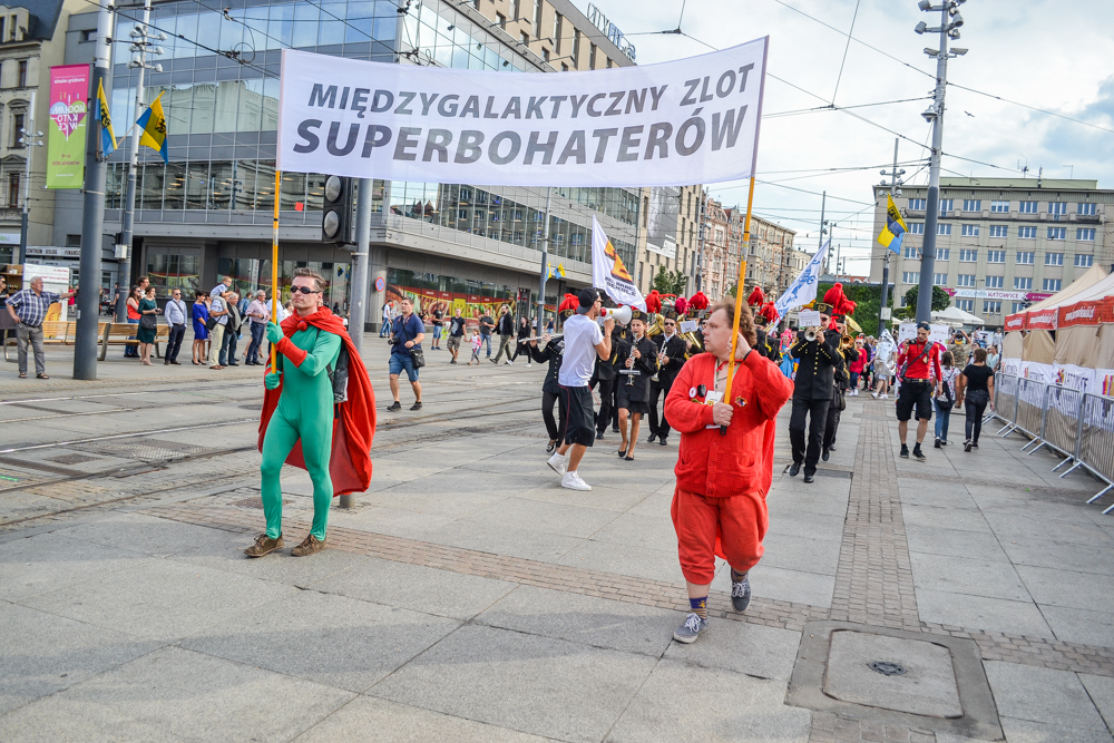 10. Międzygalaktyczny Zlot Superbohaterów 61