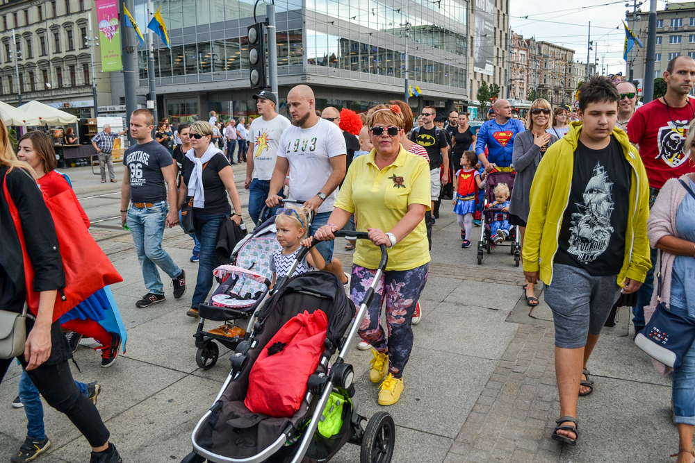 10. Międzygalaktyczny Zlot Superbohaterów 77