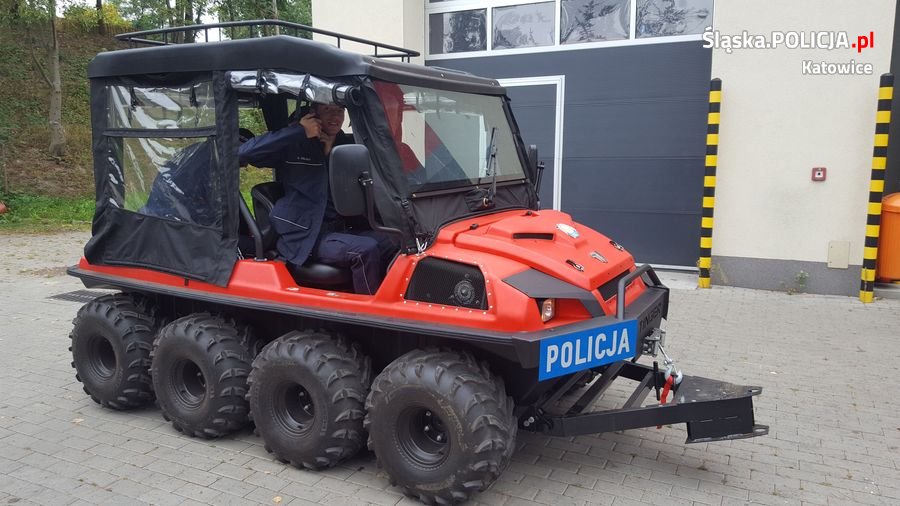 Patrole bez granic nowoczesnym wszędołazem