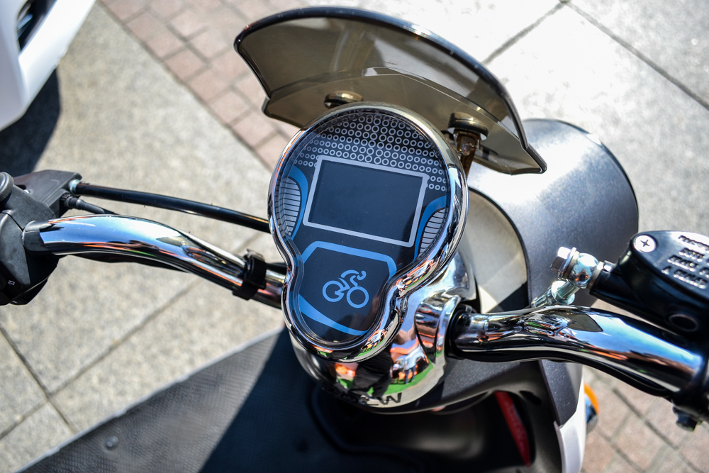 Na rynku stanęły elektryczne pojazdy 12