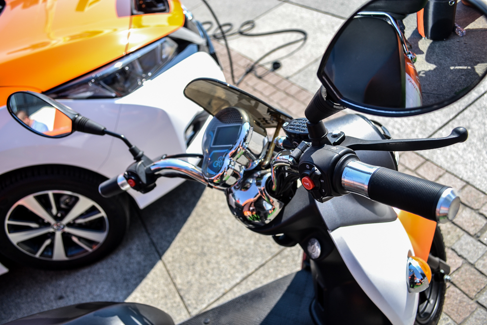 Na rynku stanęły elektryczne pojazdy 13