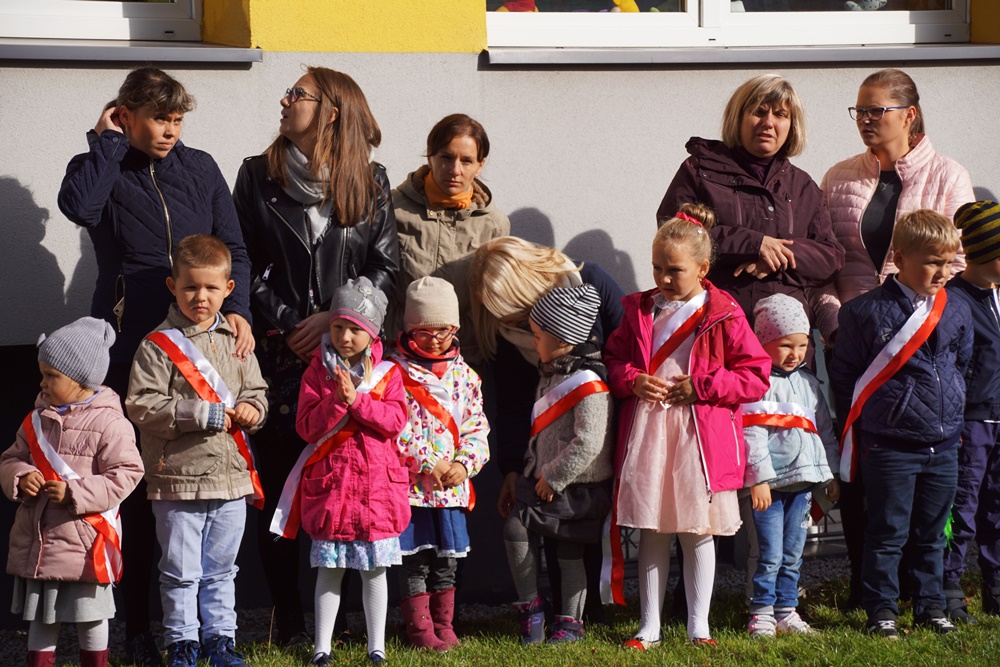 Nowy plac zabaw w MP nr 42 27