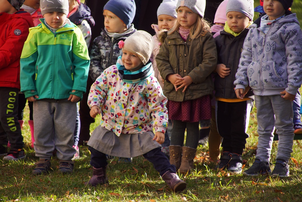 Nowy plac zabaw w MP nr 42 51