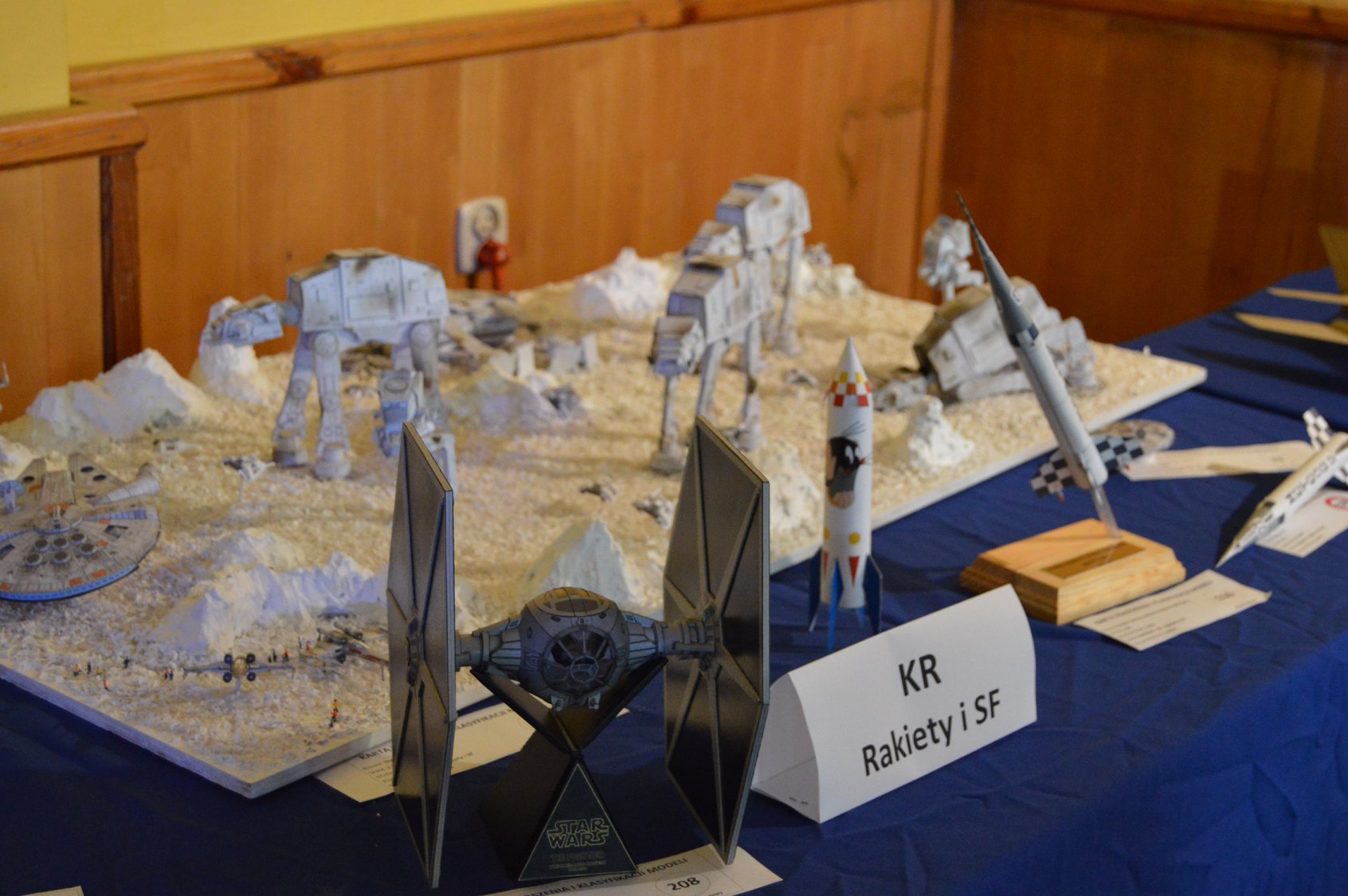 Regionalny Konkurs Modeli Kartonowych 11