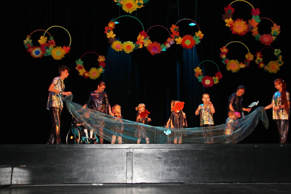 VII Festiwal Twórczości Artystycznej Osób Niepełnosprawnych 9