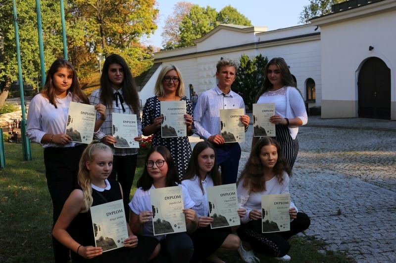 Uczniowie z SP nr 6 laureatami Konkursu Historycznego